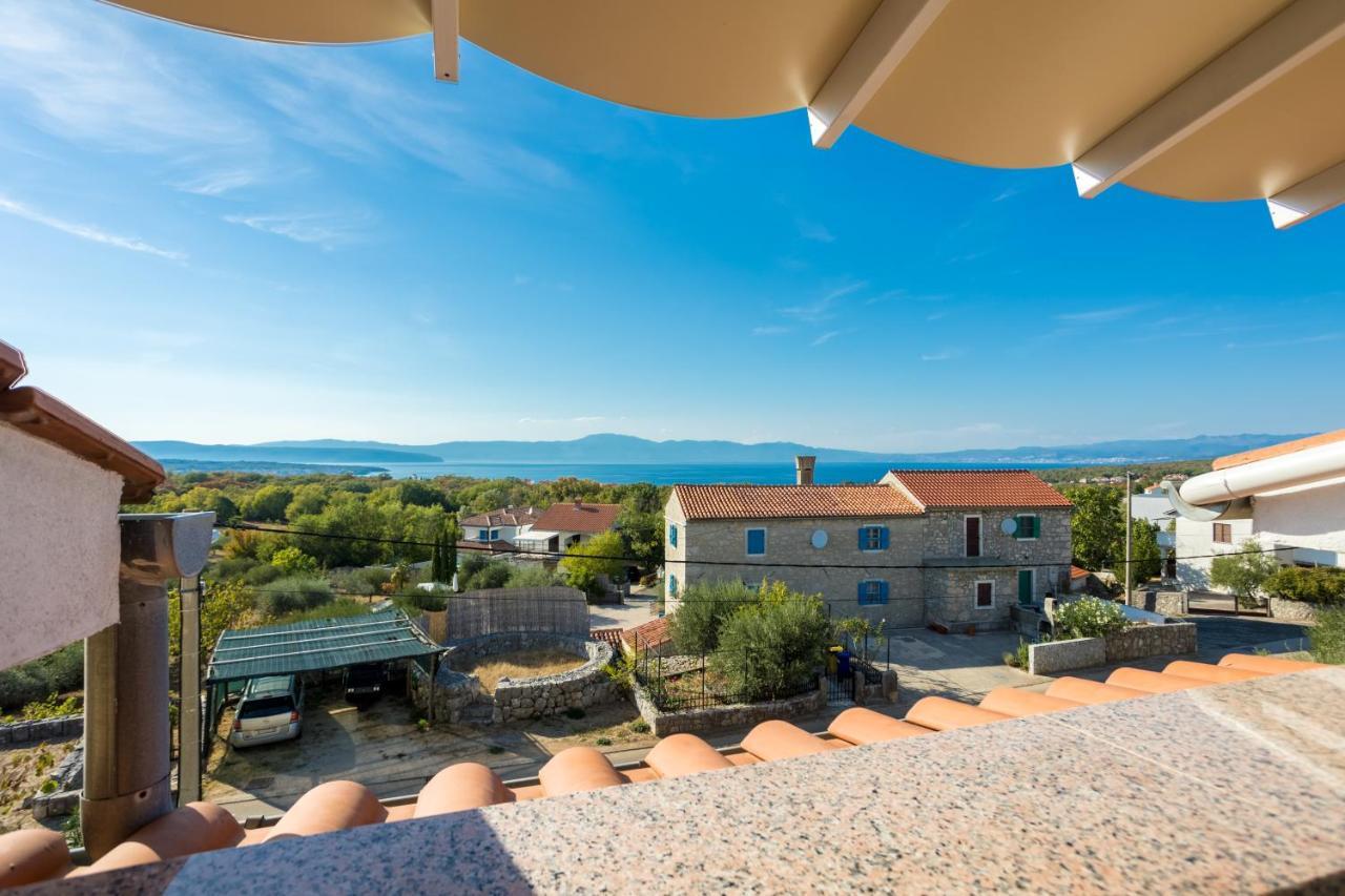 Apartmani Sandra Malinska Sveti Vid-Miholjice Exteriér fotografie
