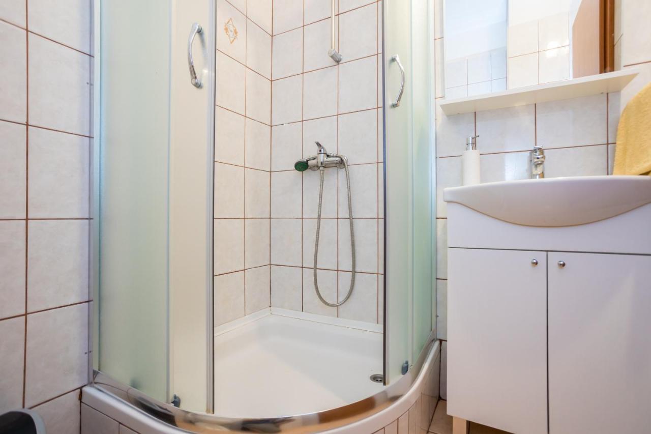 Apartmani Sandra Malinska Sveti Vid-Miholjice Exteriér fotografie